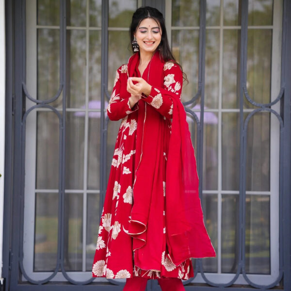Flame Lily Red Suit Set