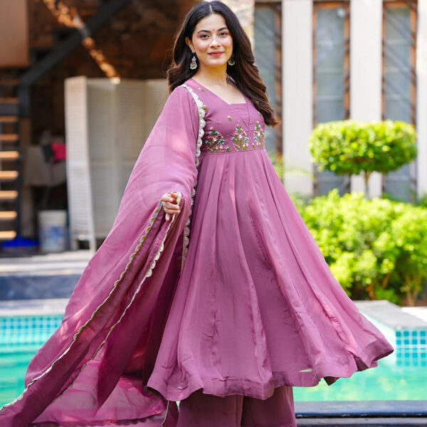 Gulaabi Chowk Kurta Set