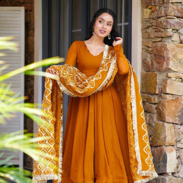 Taahira Grace Suit Set