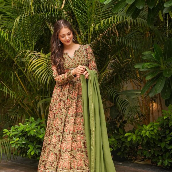 Floral Rustique Cotton Suit Set