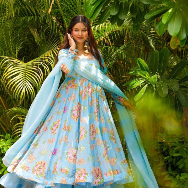 Neelaya Organza Suit Set