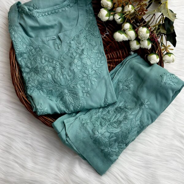 Lucknowi Chikankari Handwork